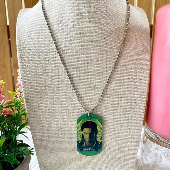 𝅺Orlando Bloom Will Turner Disney Licensed Dog Tag Necklace EUC - Picture 2 of 6
